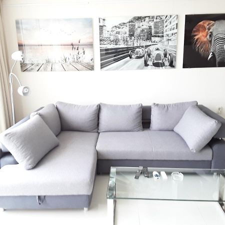 マルベーリャFront Port Line Sleeps 6アパートメント エクステリア 写真